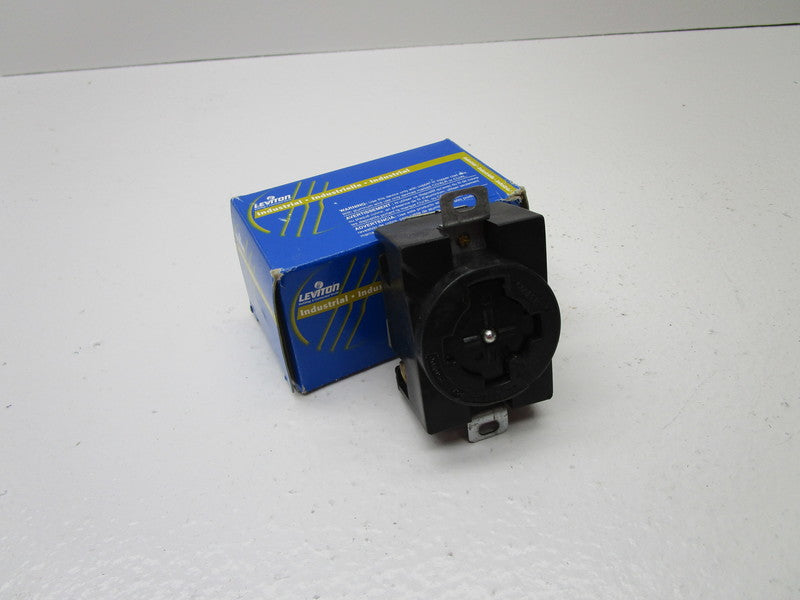 LEVITON 20403 RECEPTACLE  NSMP