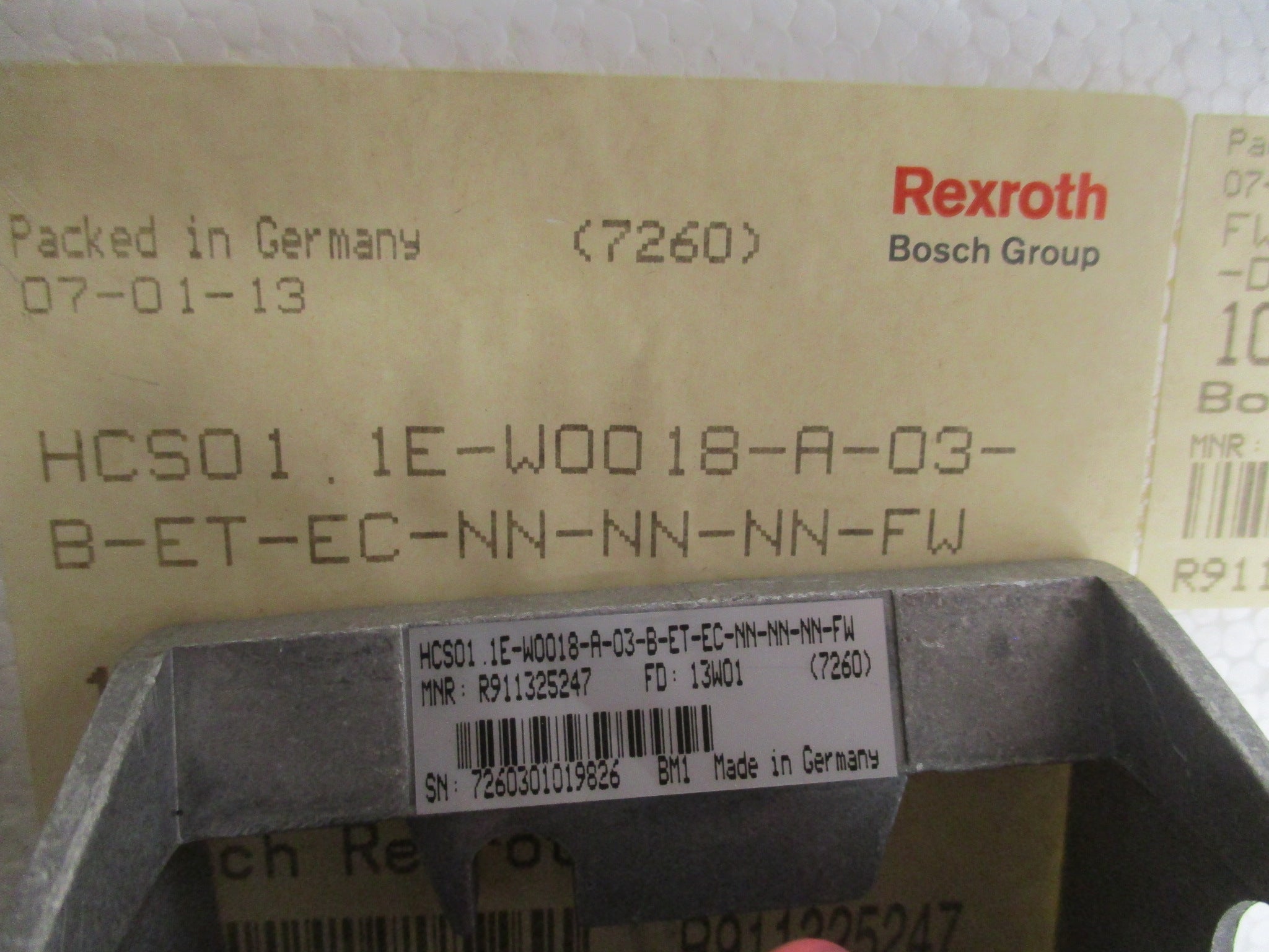 BOSCH HCS01.1E-W0018-A-03-B-ET-EC-NN-NN-NN-FW DRIVE * NEW IN ORIGINAL PACKAGE *