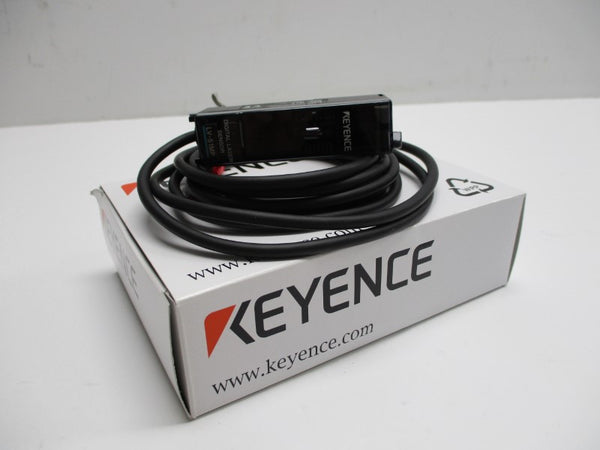 KEYENCE LV-51MP 12-24VDC NSMP