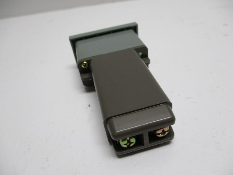 IZUMI DENKI SL25-1111 (AS PICTURED) NSNP