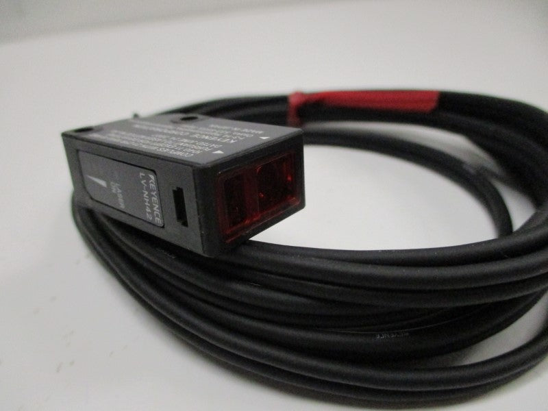 KEYENCE LV-NH42 NSNP
