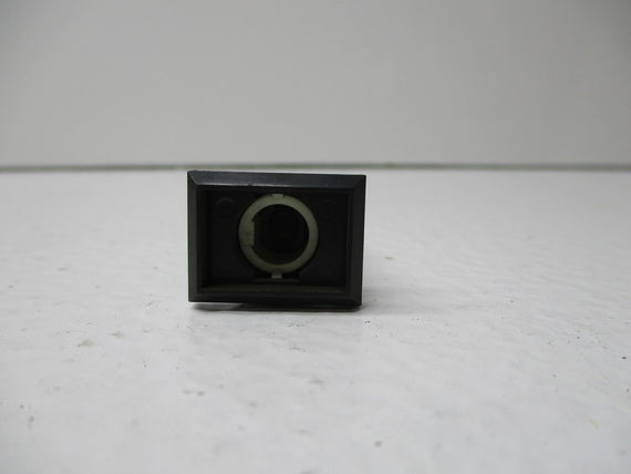 EAO 01-261 (AS PICTURED) UNMP
