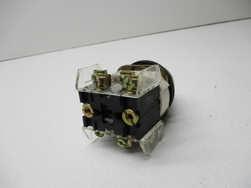 ALLEN BRADLEY 800T-J2KE7 SER. T UNMP