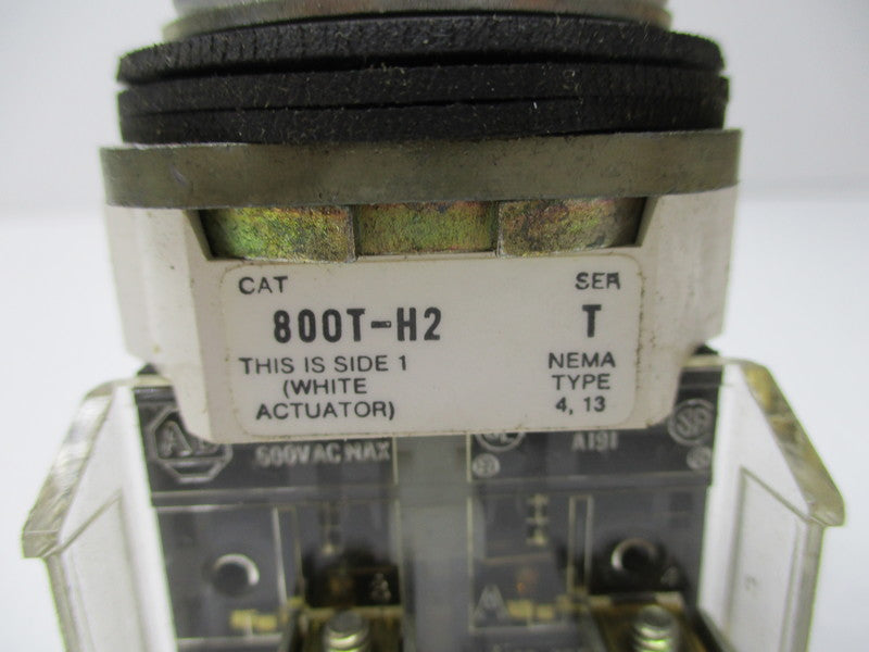 ALLEN BRADLEY 800T-H2 SER. T UNMP