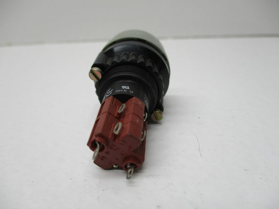 EAO 14-132.025 (AS PICTURED) UNMP