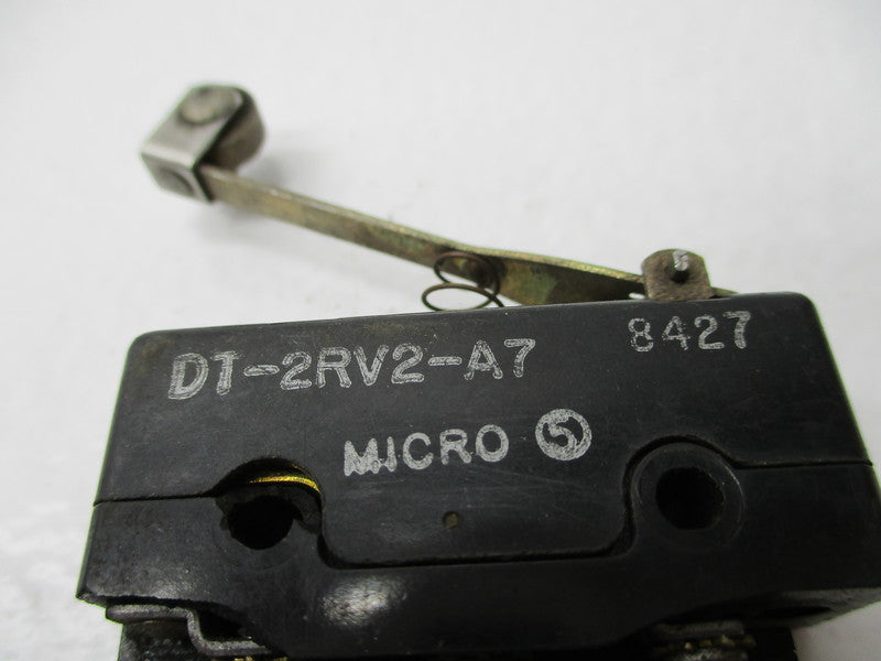 MICRO SWITCH DT-2RV2-A7 UNMP