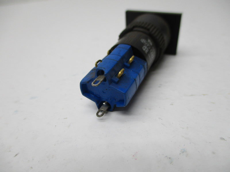 EAO 01-122.025 (AS PICTURED) UNMP