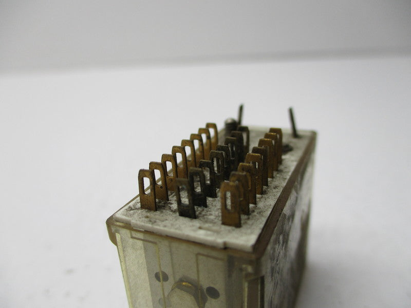 POTTER & BRUMFIELD R10-E1-X8-V350 24VDC UNMP