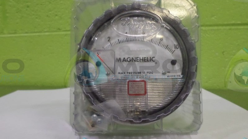 DWYER W49X-TK PRESSURE GAUGE *NEW IN BOX*