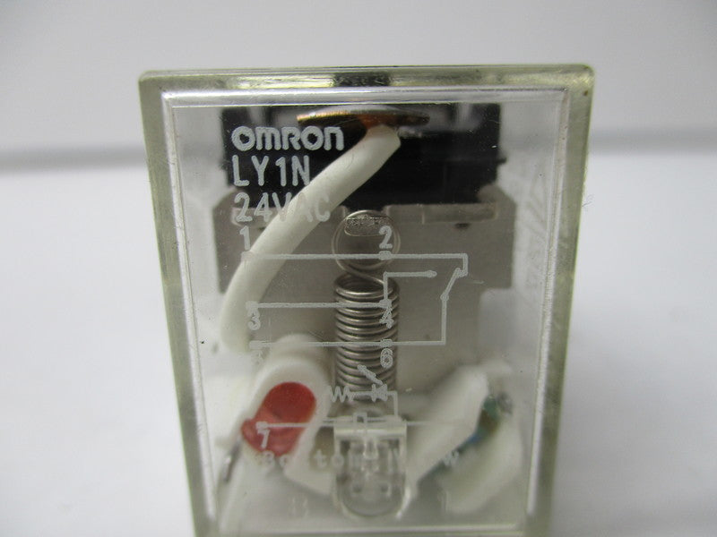 OMRON LY1N 24VAC UNMP