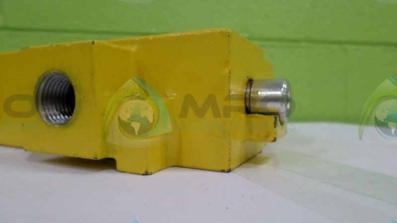 NUMATICS VT30N04Y LOCKOUT *USED*