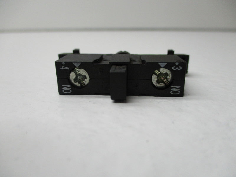 SIEMENS 3SB3420-0B UNMP