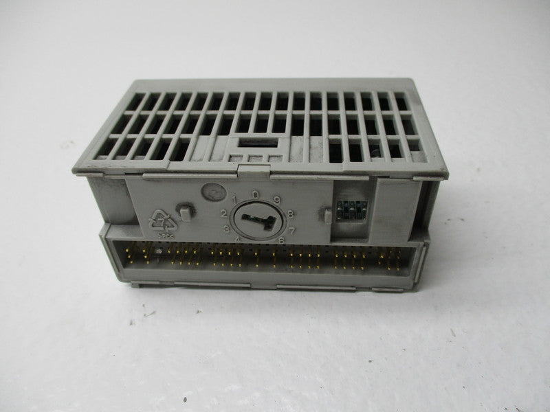 ALLEN BRADLEY 1794-IB32 SER. A UNMP