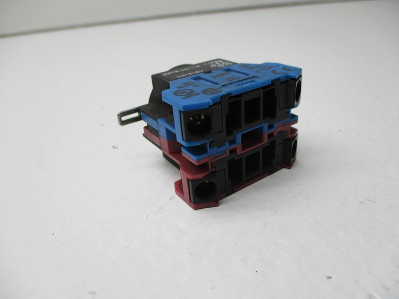 IDEC HW1B-V4F11-R (AS PICTURED) UNMP