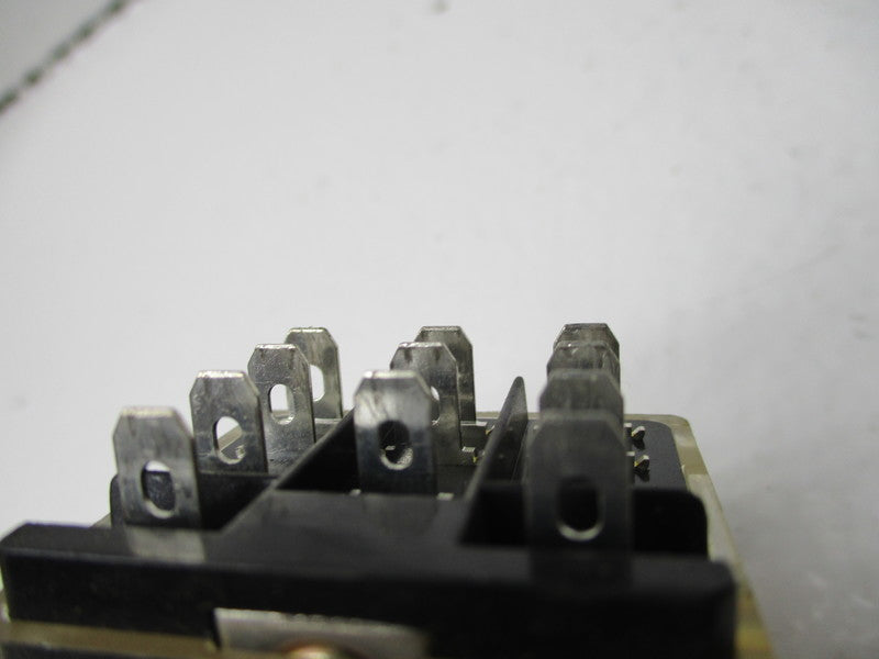 SKY ELECTRONICS SKHP-3C 120VAC UNMP