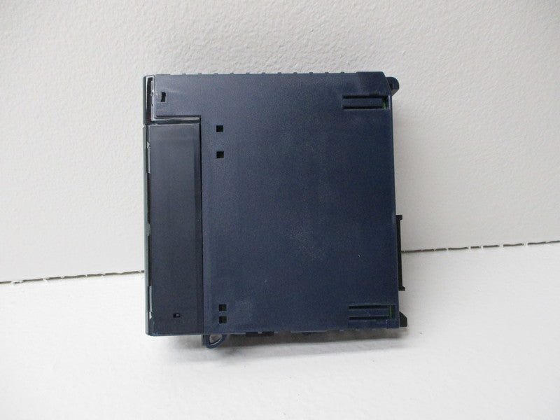 GE FANUC IC694MDL931A 3A 24VDC 120/240VAC 50/60HZ NSNP