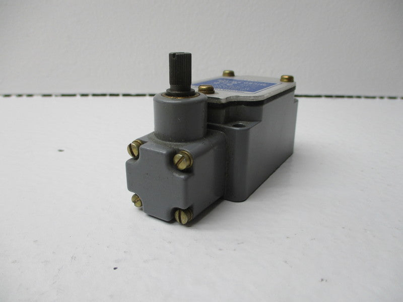 MICROSWITCH 1LS23 * NEW NO BOX *