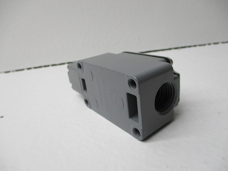 MICROSWITCH 1LS23 * NEW NO BOX *