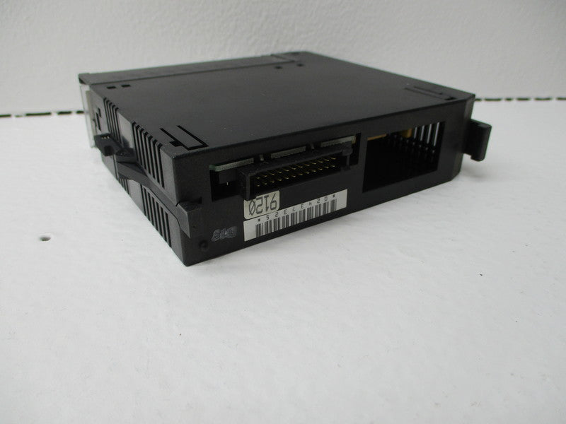 GE FANUC IC693MDL732B 12/24VDC .5A NSNP