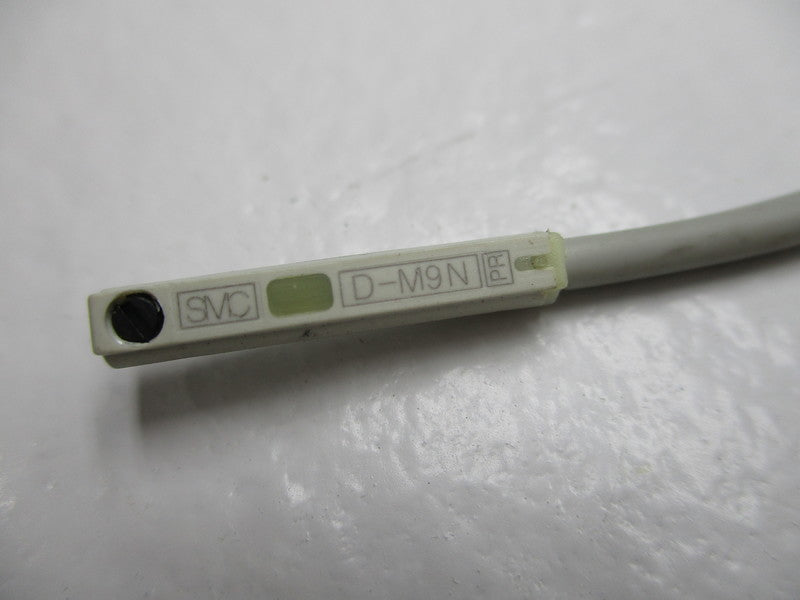 SMC D-M9N AUTO REED SWITCH SENSOR *NEW NO BOX*