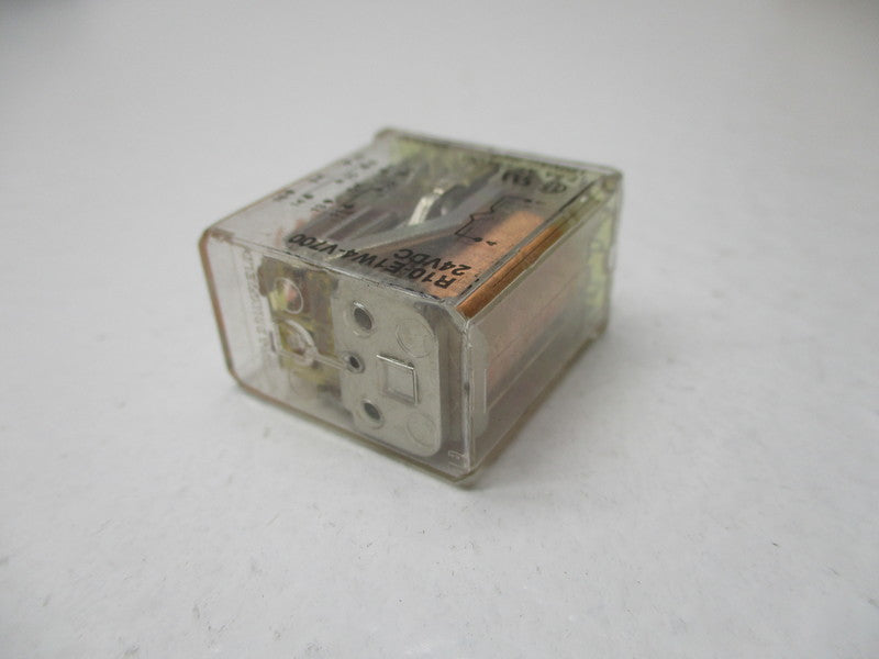 POTTER & BRUMFIELD R10-E1W4-V700 POWER RELAY 24VDC *NEW NO BOX*