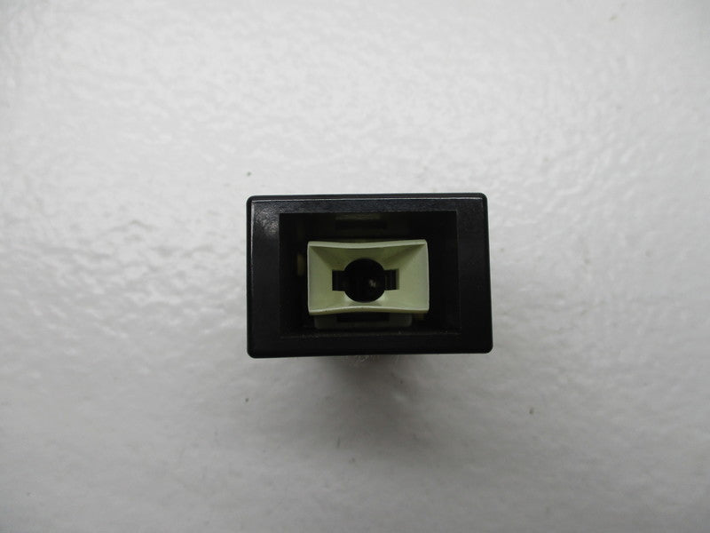 EAO 02-061 (AS PICTURED) UNMP