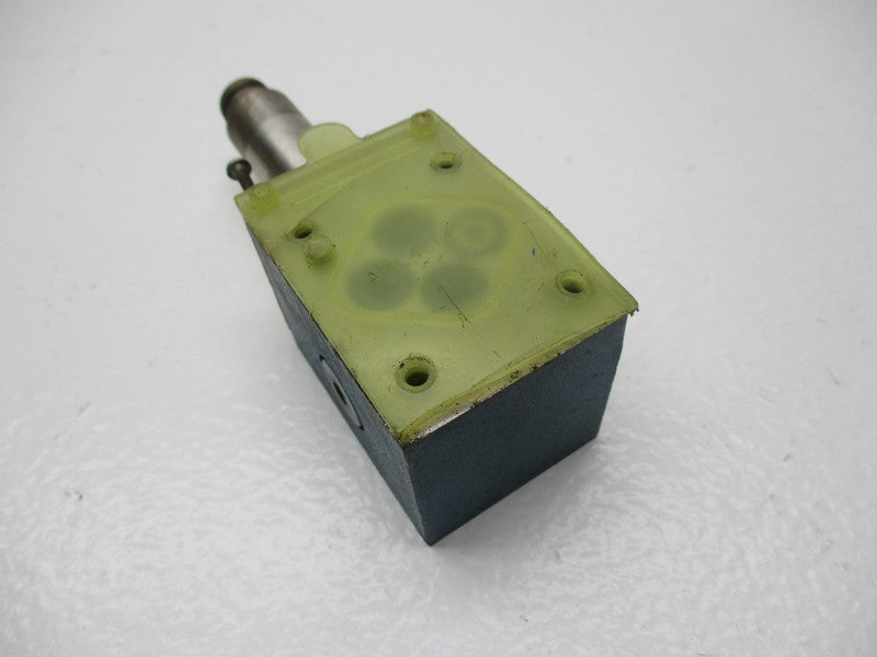 VICKERS ECG02532 UNMP
