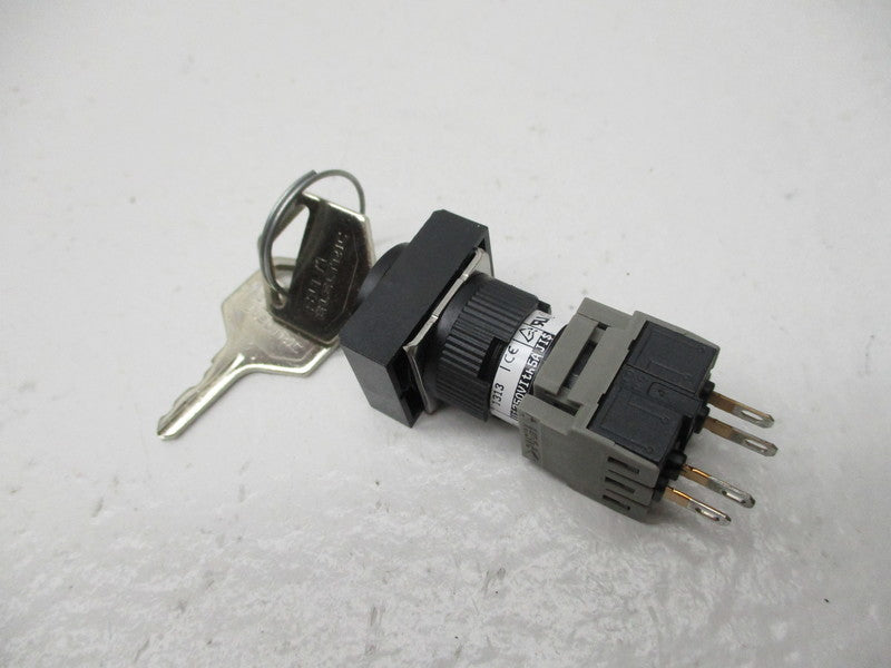 FUJI ELECTRIC AH164-J2B (W/ KEY) UNMP