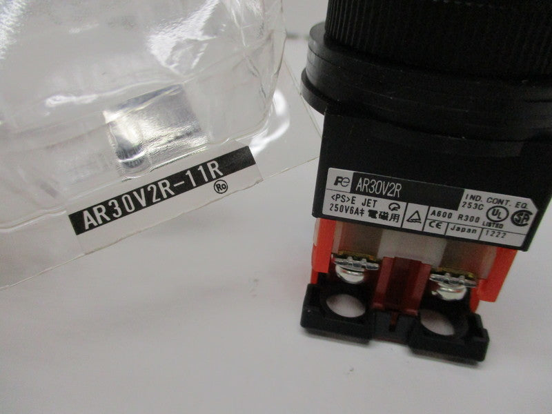 FUJI ELECTRIC AR30V2R-11R * NEW IN ORIGINAL PACKAGE *