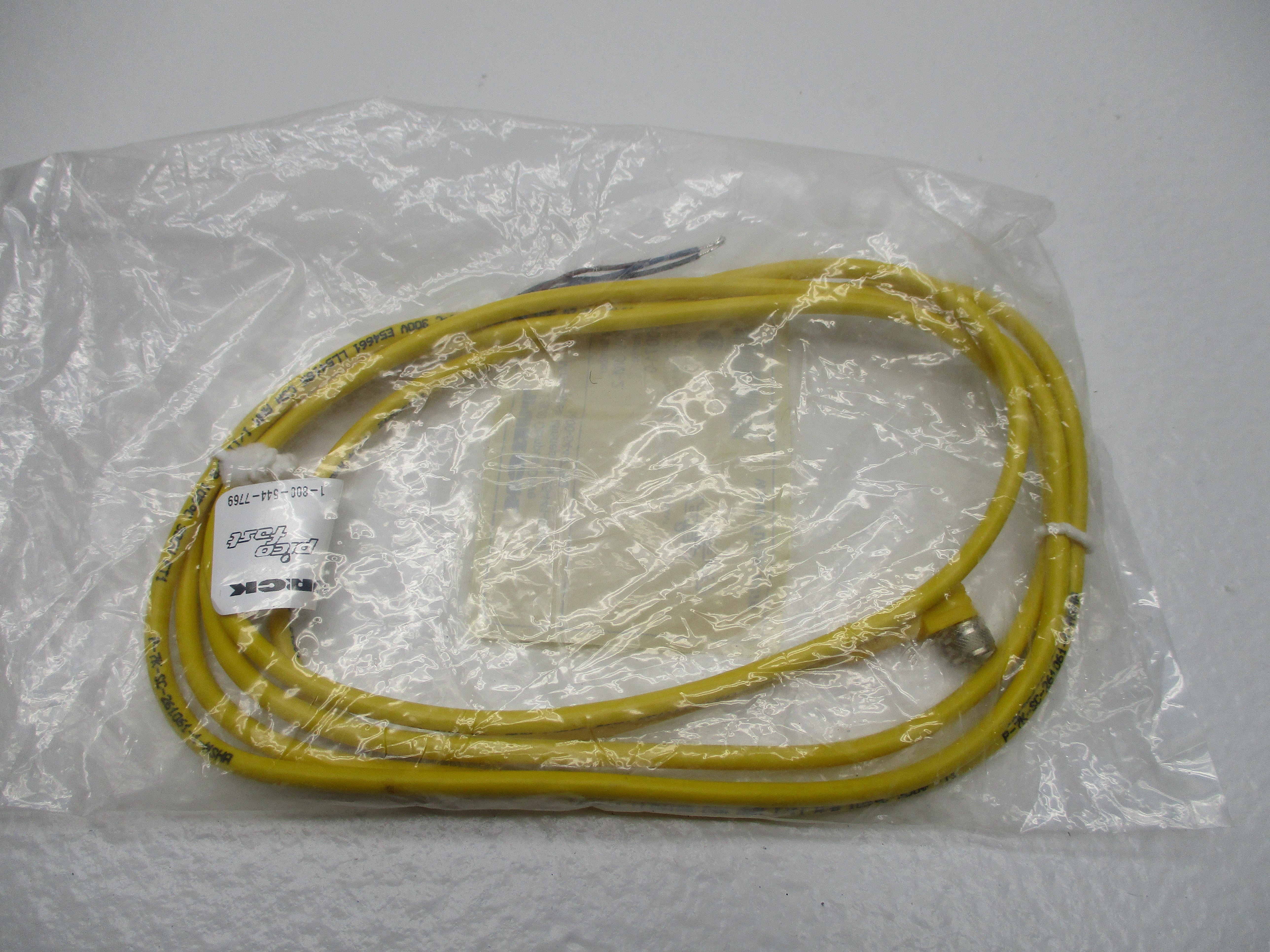 TURCK PKW3M-2 CONNECTOR *NEW IN ORIGINAL PACKAGE*