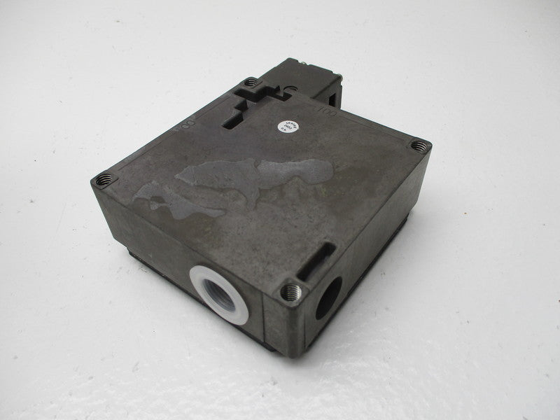 EUCHNER TZ2RE024M NSMP