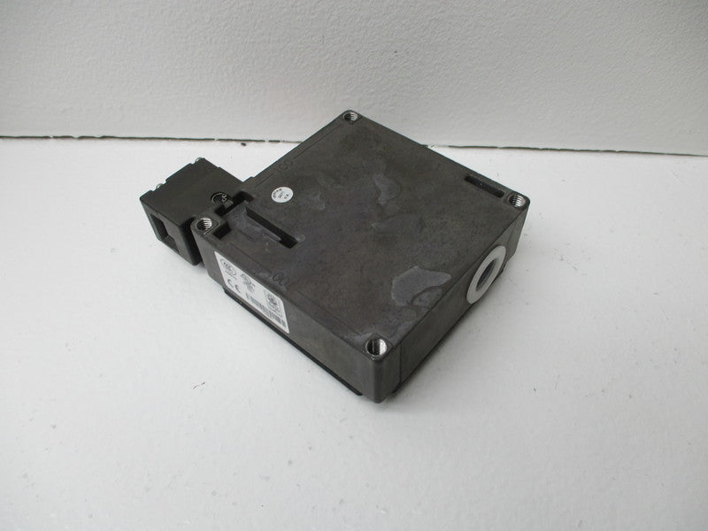 EUCHNER TZ2RE024M NSNP