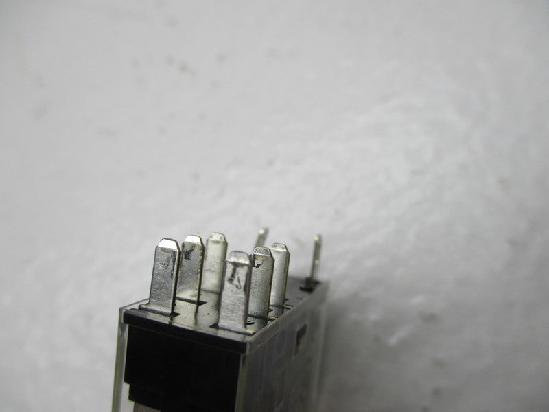 ALLEN BRADLEY 700-HK32Z24-4 RELAY SER. A 24VDC UNMP