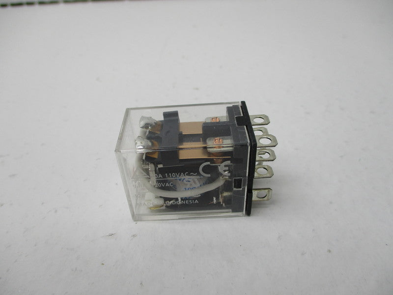OMRON LY2N RELAY 100/110VAC UNMP