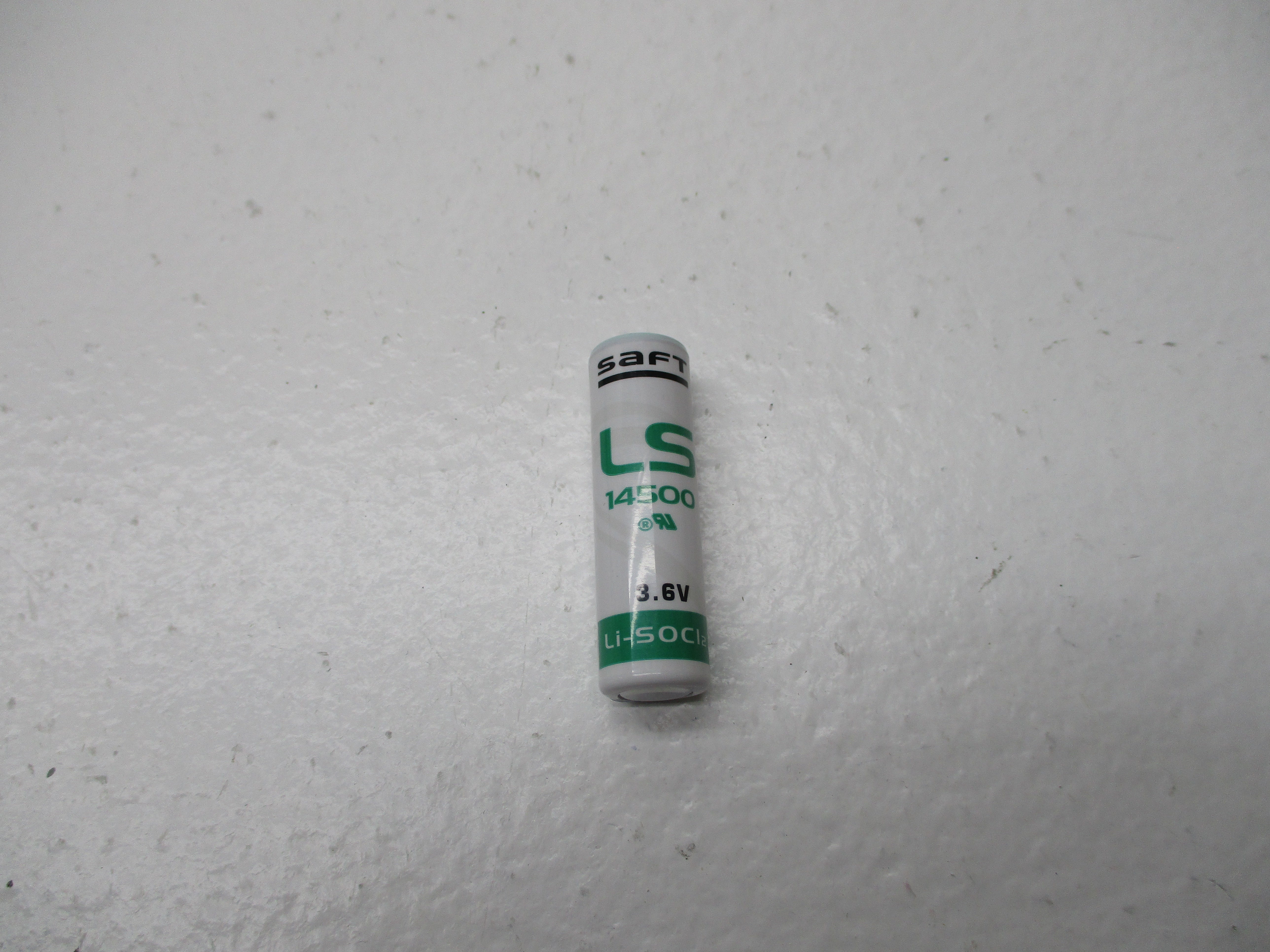 SAFT LS14500 * NEW NO BOX *