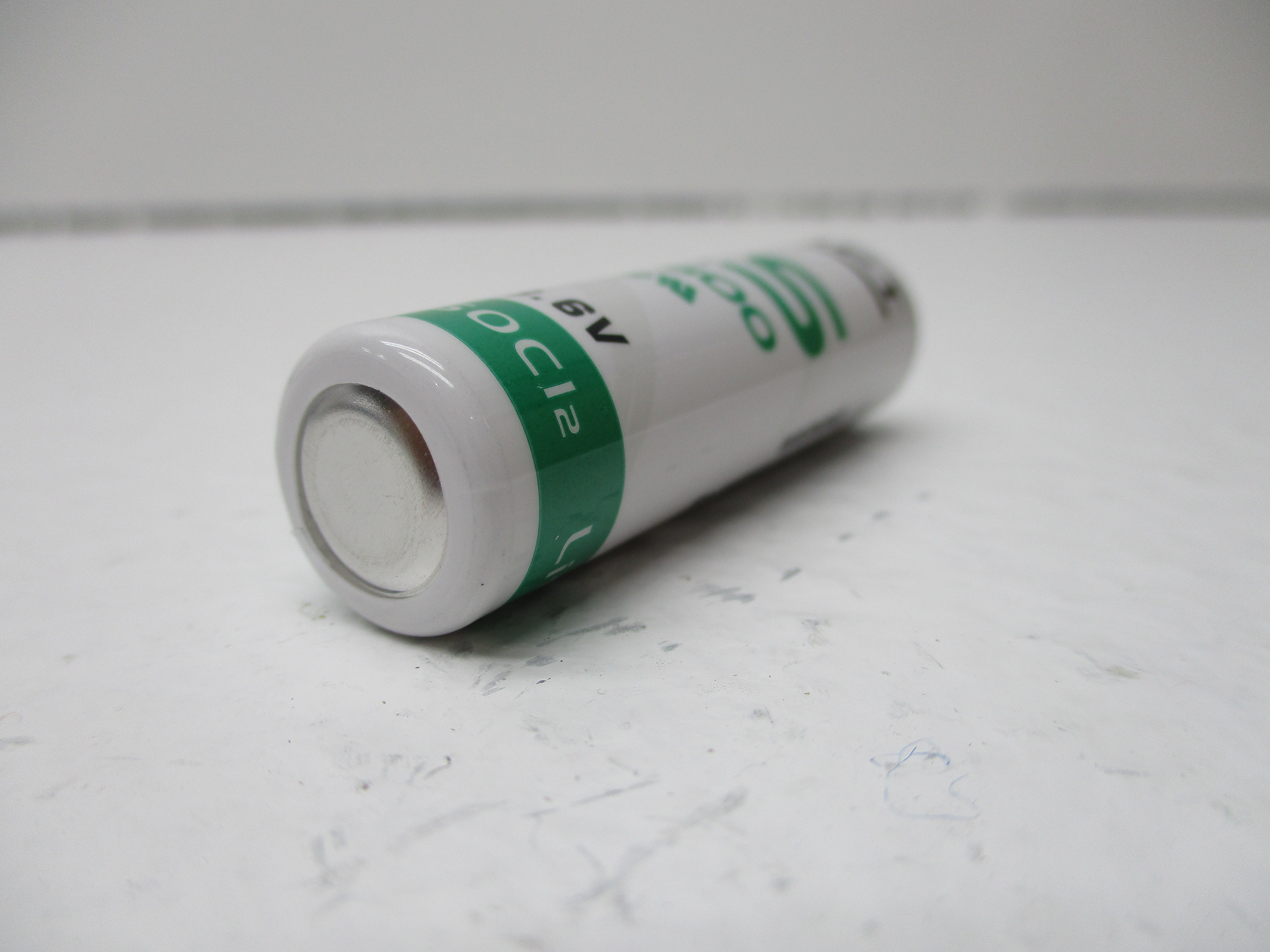 SAFT LS14500 * NEW NO BOX *