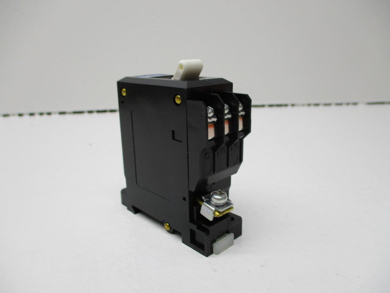 IDEC NRC111L-1AAA CIRCUIT BREAKER 1A 220V/250V NSMP