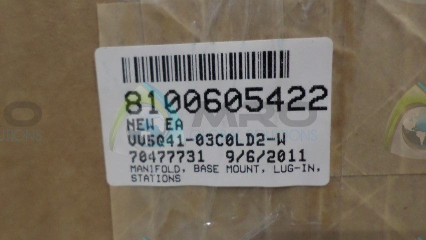 SMC VV5Q41-03C0LD2-W MANIFOLD BASE MOUNT *NEW IN BOX*