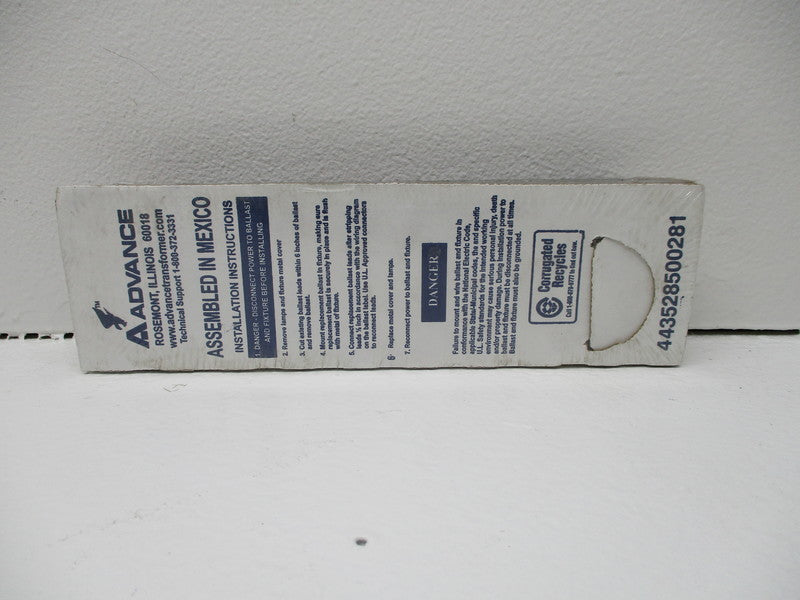 ADVANCE VEL-2P32-SC 277V ELECTRONIC BALLAST * NEW IN ORIGINAL PACKAGE *