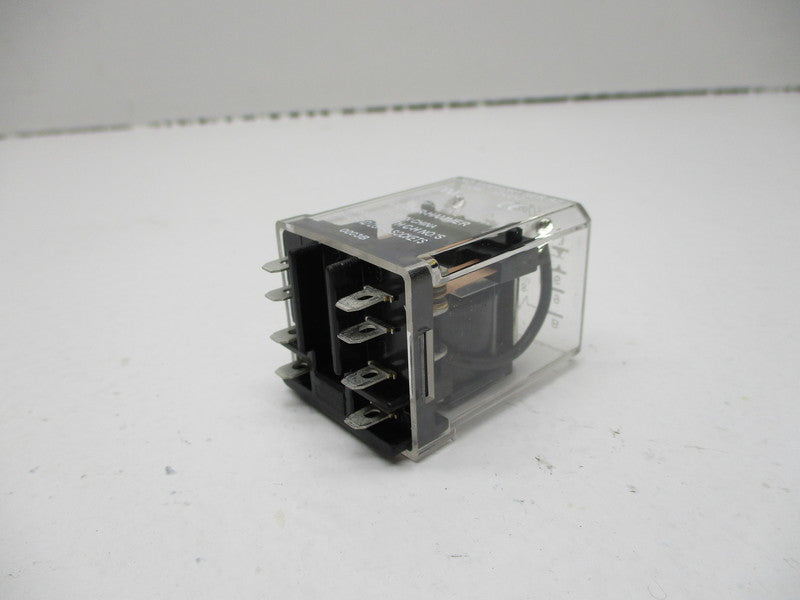 CUTLER HAMMER D5PR2R1 RELAY SER. A2 12VDC UNMP
