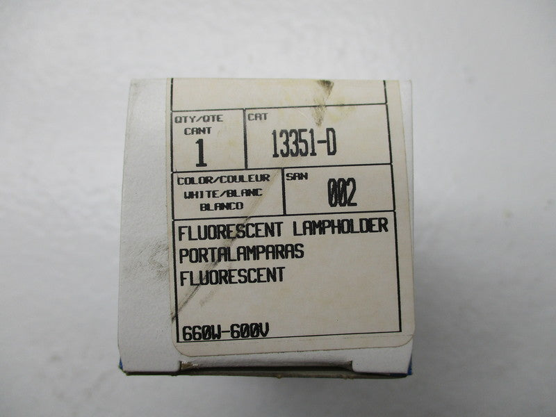 LEVITON 13351-D LAMP HOLDER  NSMP