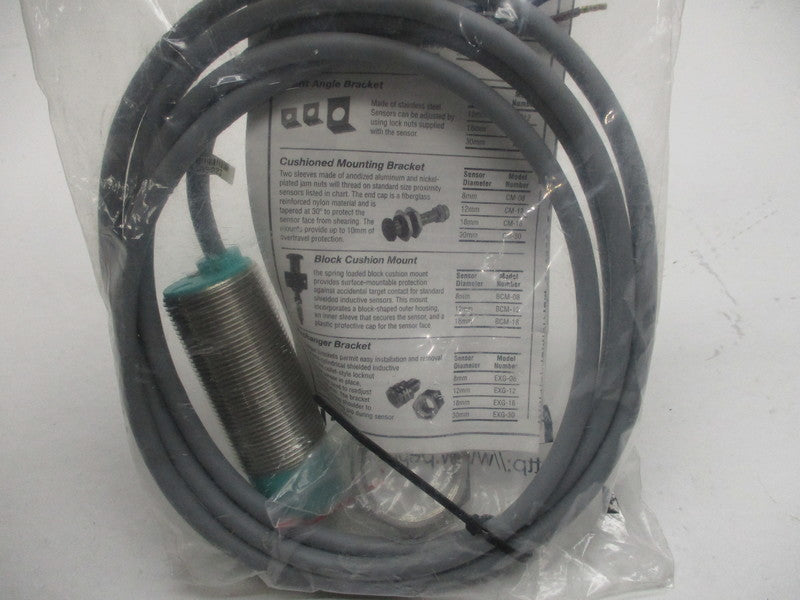 PEPPERL+FUCHS CJ10-30GM-E2 * NEW IN FACTORY BAG *
