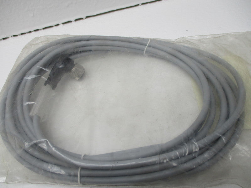 PEPPERL+FUCHS V1-W-5M-PUR * NEW IN FACTORY BAG *