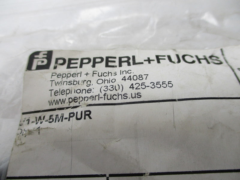 PEPPERL+FUCHS V1-W-5M-PUR * NEW IN FACTORY BAG *
