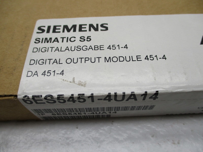 SIEMENS SIMATIC S5 6ES5451-4UA14 OUTPUT MODULE * FACTORY SEALED *
