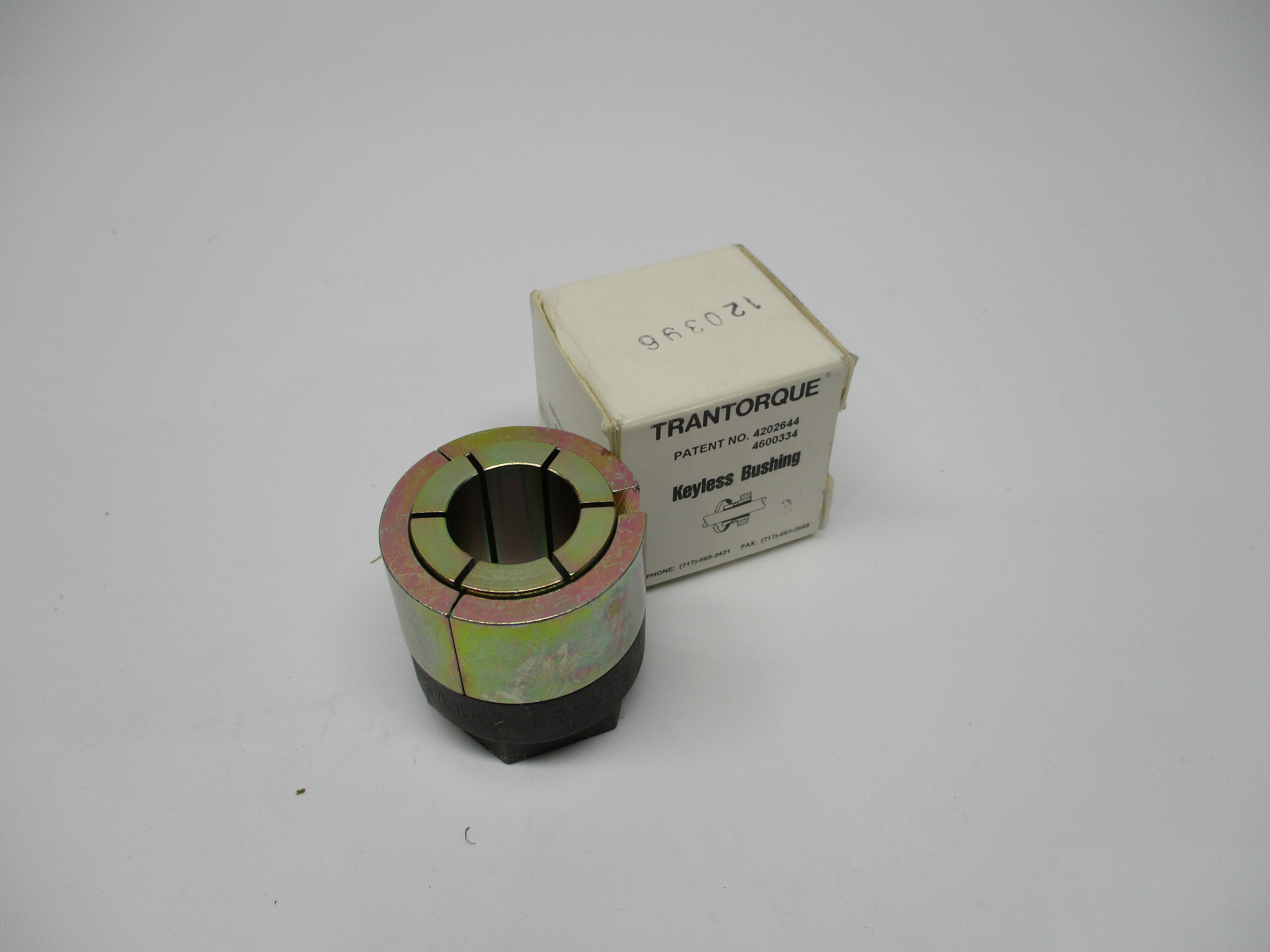 TRANTORQUE 6202160 SHAFT KEYLESS BUSHING *NEW IN BOX*