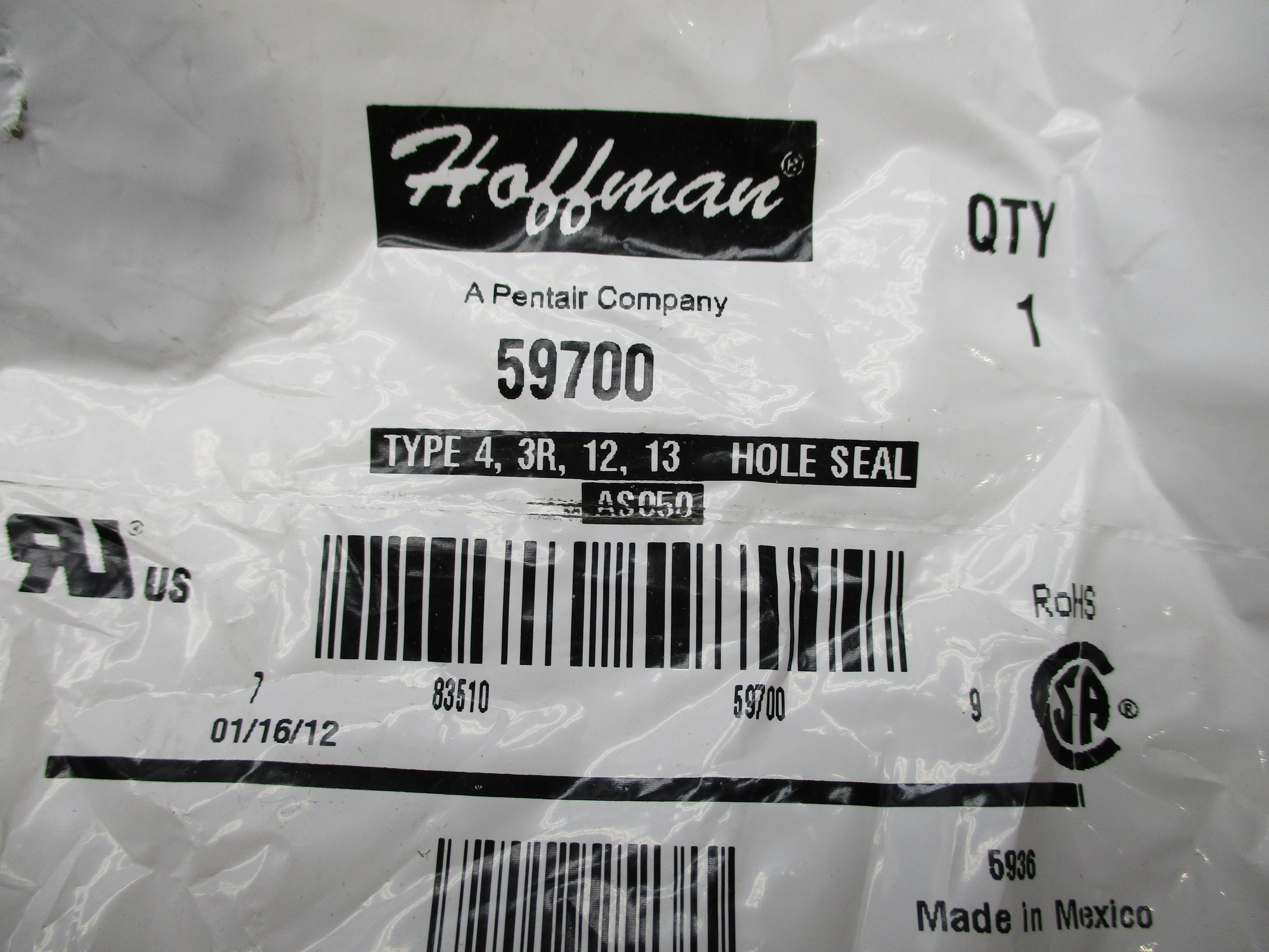 HOFFMAN 59700 AS050 HOLE SEAL 1/2" * NEW IN FACTORY BAG *
