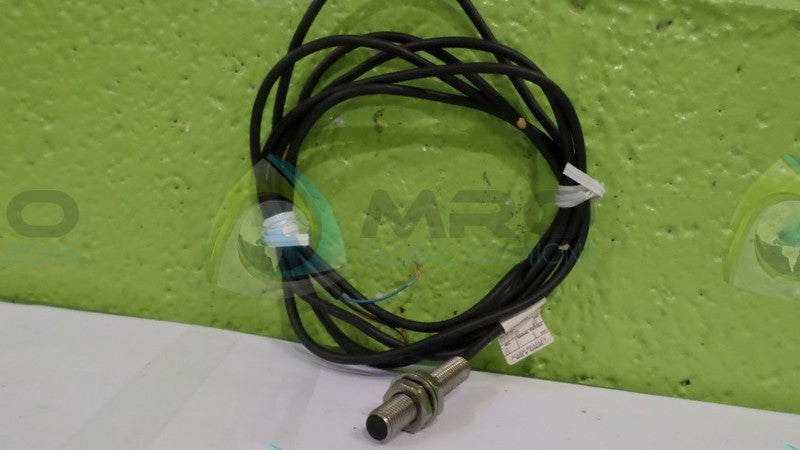 ALLEN BRADLEY 871C-N1C8 INDUSTRIAL PROXIMITY SWITCH *USED*