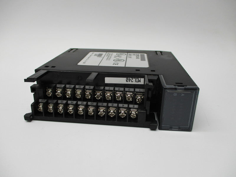 GE FANUC IC693MDL240E INPUT MODULE *NEW NO BOX*