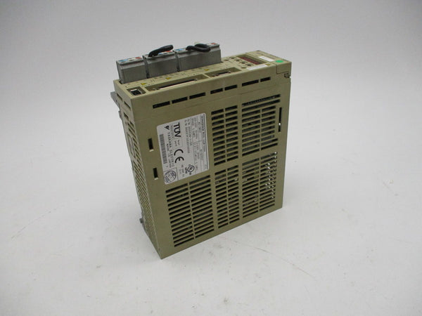 YASKAWA ELECTRIC SGDM-08ADA NSNP